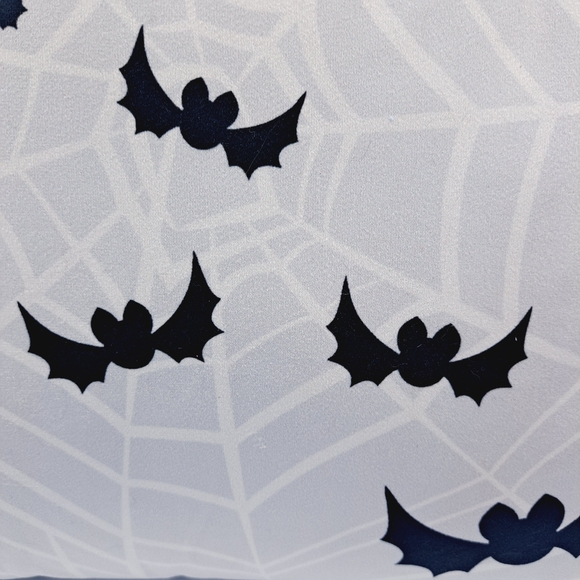 Peanuts Halloween Pillow with Snoopy and Woodstock Size 18x18 - Picture 6 of 8